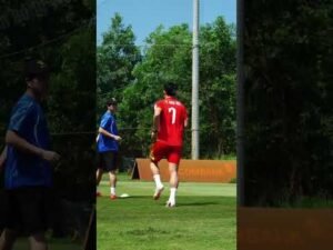 Đình Bắc Đáp Lễ Messi Gây Bão! #bongdavietnam #dinhbac #messi