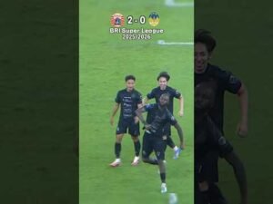 Persija menggila! PSIM dibungkam 2-0, GBK Bergemuruh! #shorts #footballhighlights