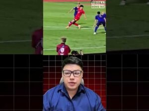 Thái Lan muốn ghi bàn sớm, nhưng hàng thủ ĐT Việt Nam thì không dễ khoan đâu #shorts #vietnam