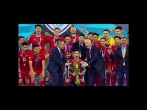 Pha Vô Lê Đẳng Cấp của Cầu thủ người Thái Gốc Việt :)) – Việt Nam Vô Địch!!!