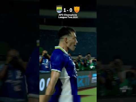 Sudah di ujung tanduk! Gol Peralta menit 89 selamatkan persib! #shorts #footballhighlights