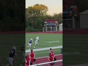 Lwk got hawked but I was jogging😭#football #highlights #him #highschoolfootball #headtop#fyp #viral